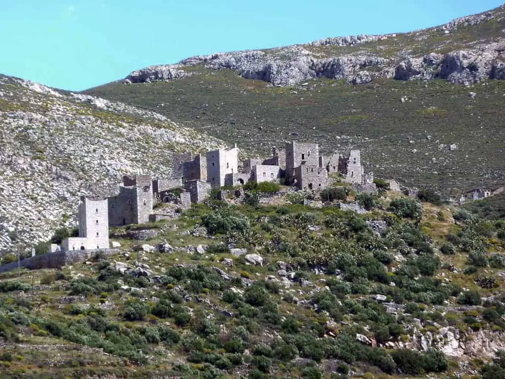 Vathia Mani - tower houses