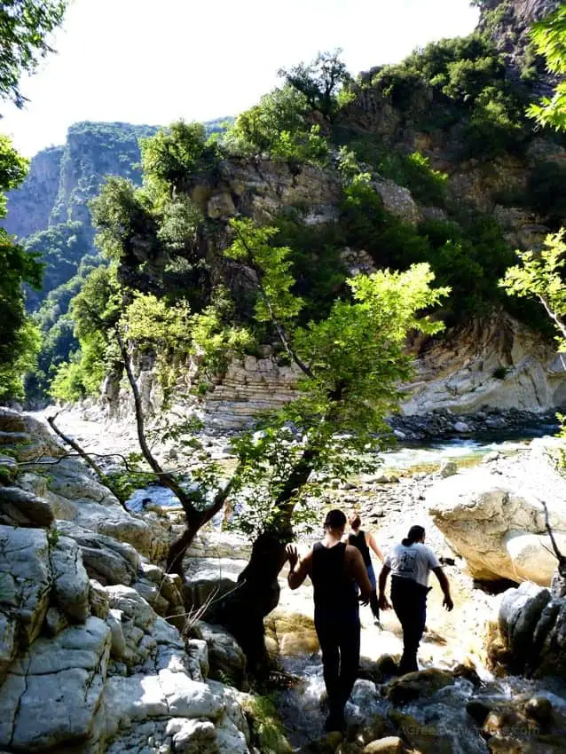 Karpenisi Panta Vrexei Canyon