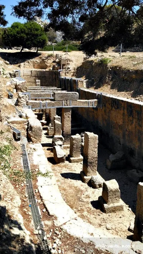 Heraion Loutraki near Athens: LightHouses, Beaches, Ancient Ruins