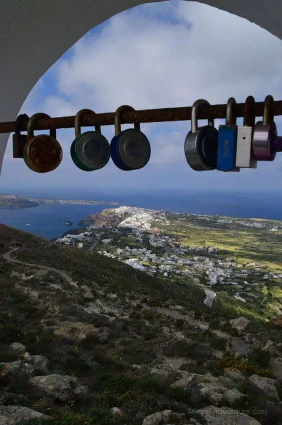 Hiking Santorini Greece - 10km From Thira to Oia