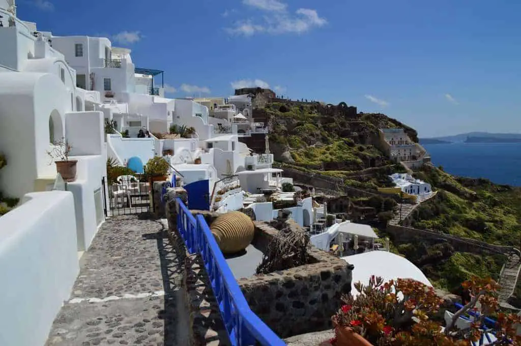 Hiking Santorini Greece - 10km From Thira to Oia