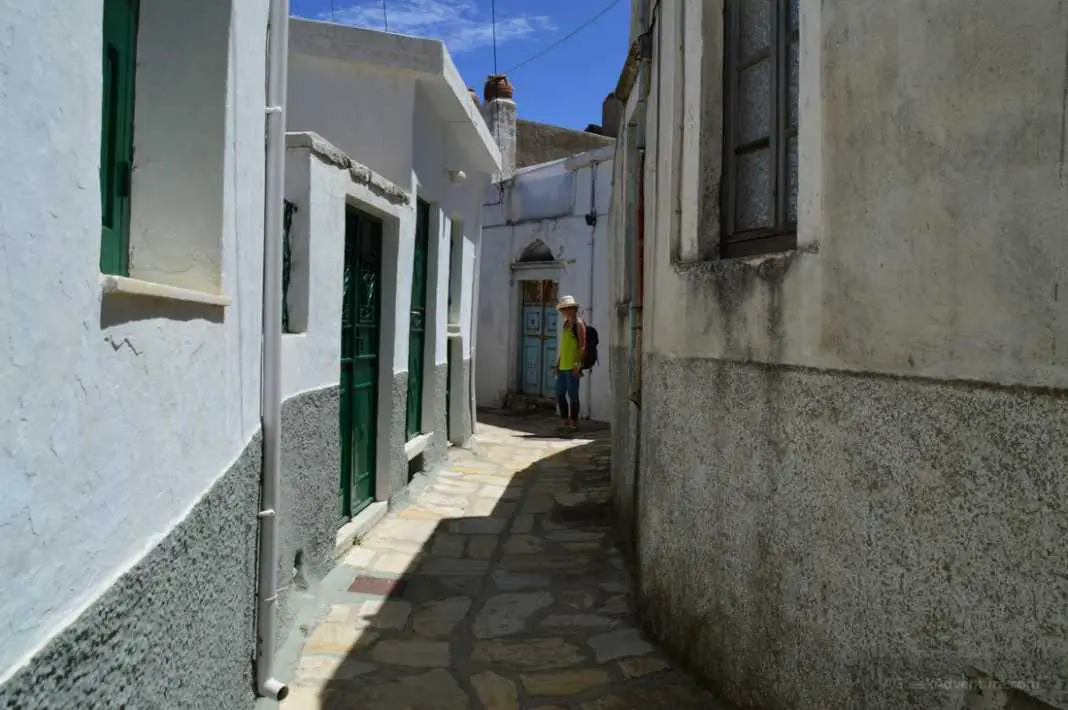 Hiking Naxos Routes: Moni To Apeiranthos via Sifones