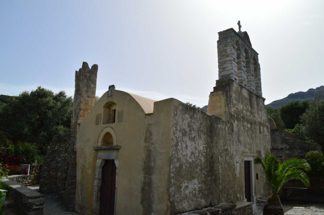 Hiking Naxos Routes: Elaiolithos to Panagia Drossiani to Chalki Circular Route