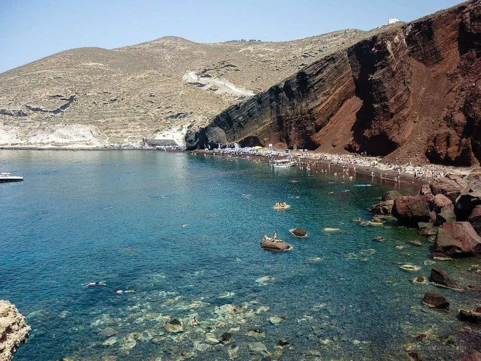 Best Santorini Beaches Increasingly Gaining Popularity